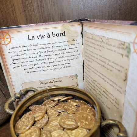 Le Repaire Des Pirates Logement Magique Sainte-Croix-en-Plaine Exterior foto
