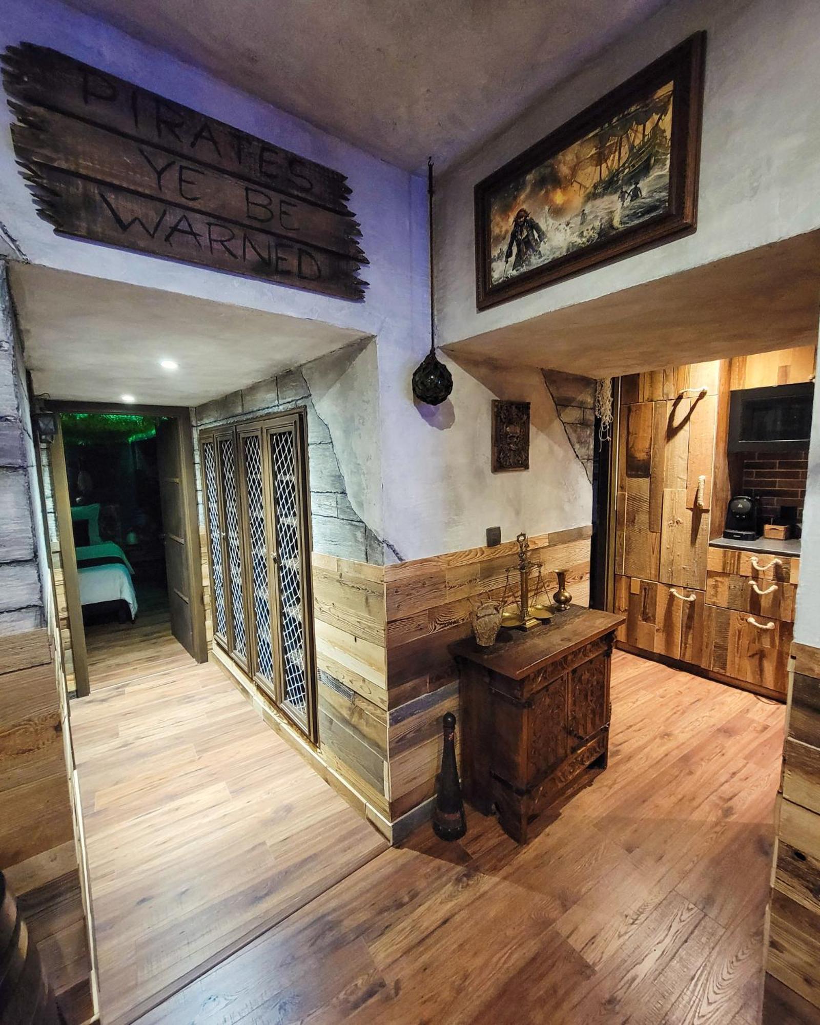 Le Repaire Des Pirates Logement Magique Sainte-Croix-en-Plaine Exterior foto