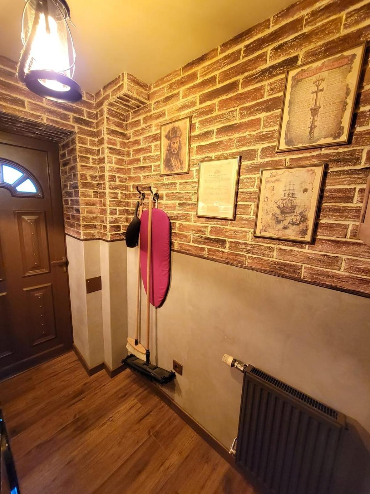 Le Repaire Des Pirates Logement Magique Sainte-Croix-en-Plaine Exterior foto
